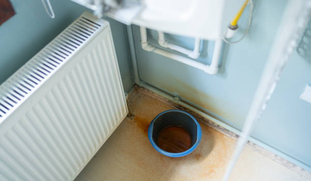 Best Commercial water damage restoration  in Fond Du Lac, WI